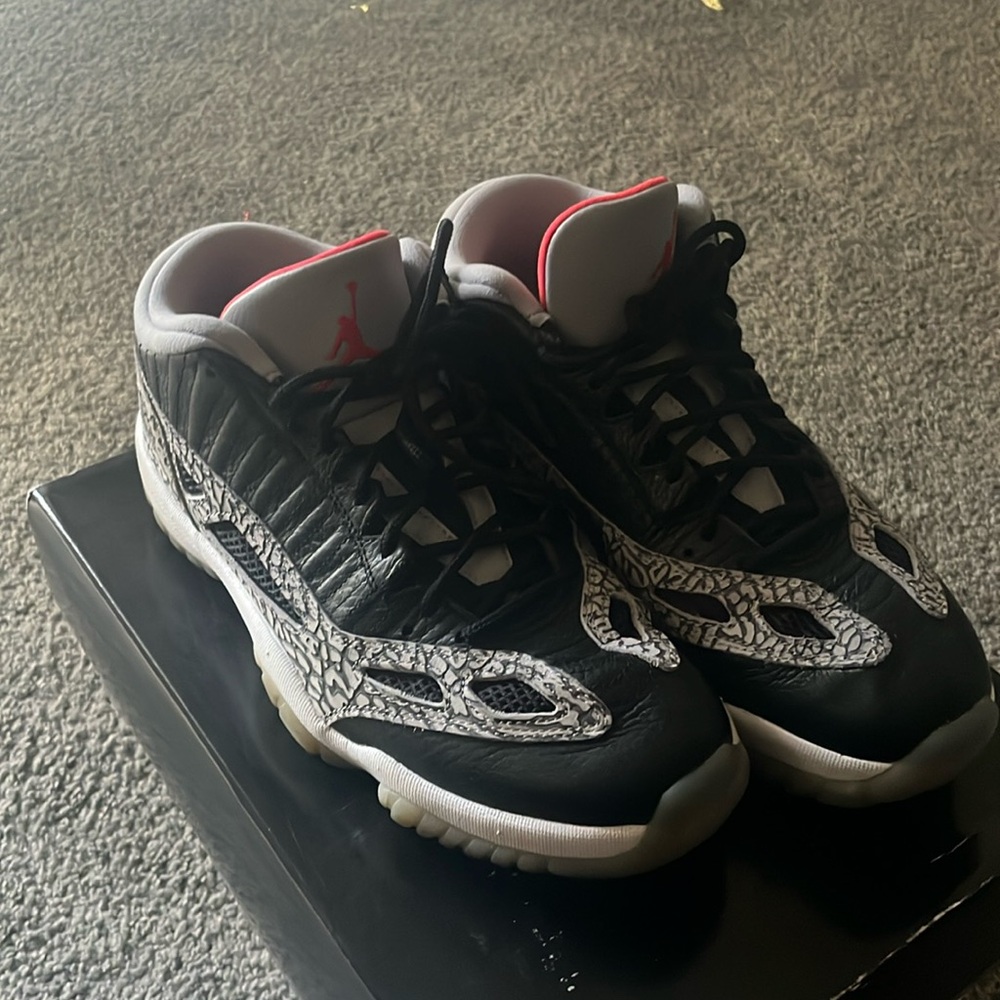 Air jordann 11 Retro Low IE